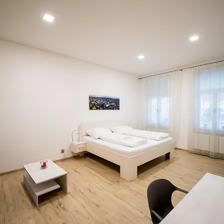 Velke Namesti Apartment Kromeriz